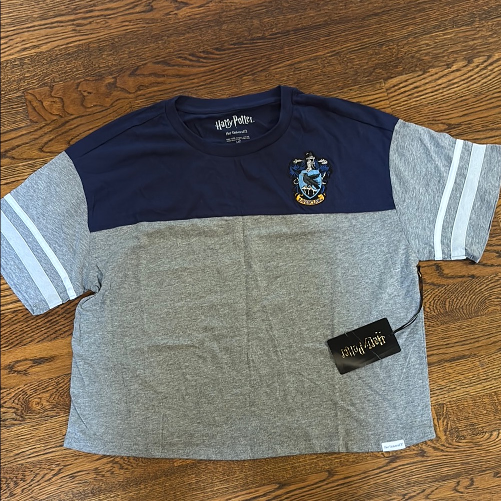 Her Universe Blue Gray Short Sleeve Cropped Tee Medium Ravenclaw Harry Potter